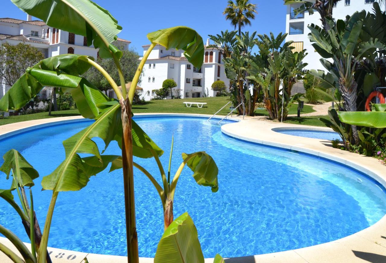 Luxury Garden Apartment - Walking Distance To The Sea Sitio de Calahonda Bagian luar foto