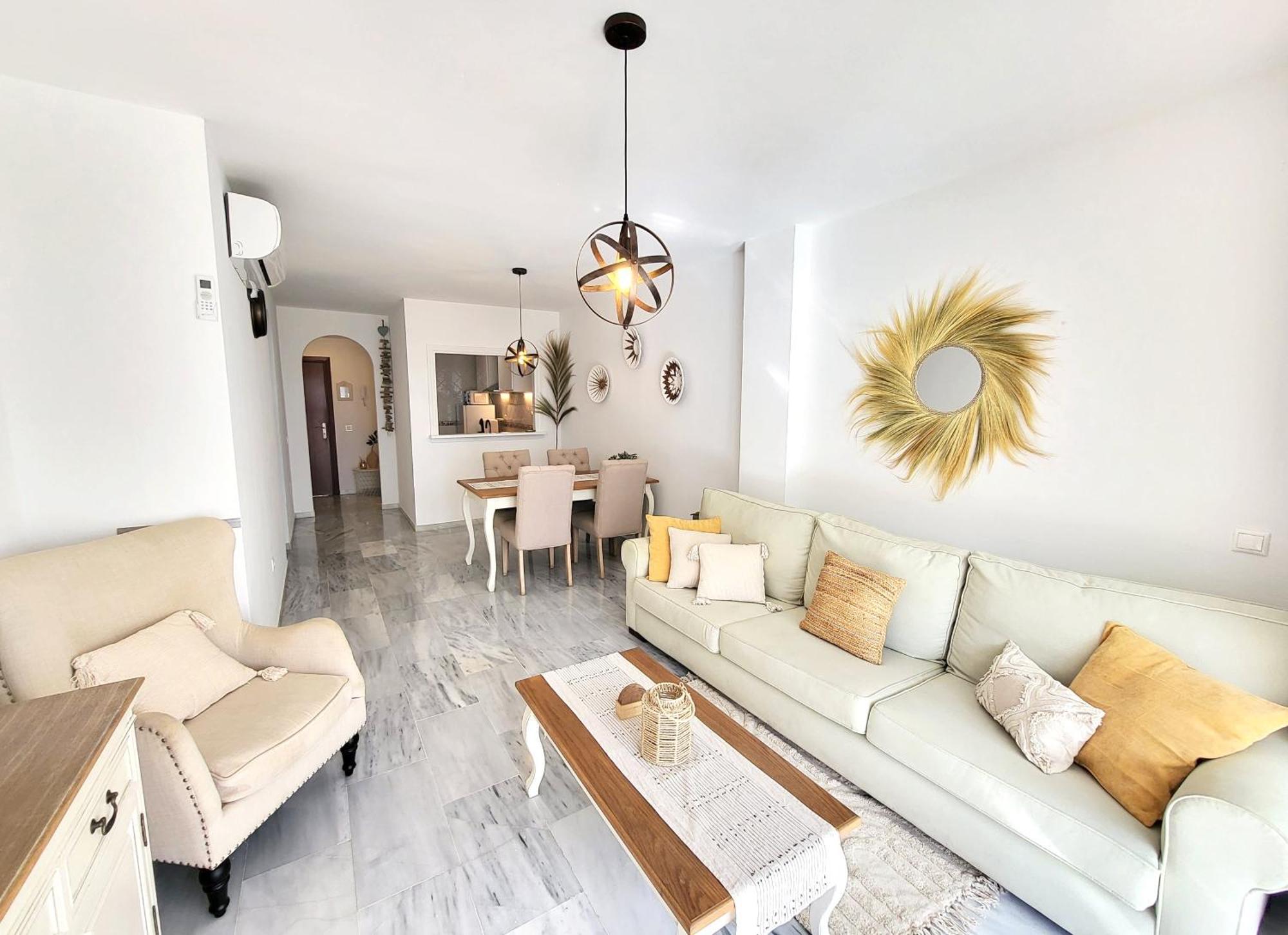 Luxury Garden Apartment - Walking Distance To The Sea Sitio de Calahonda Bagian luar foto